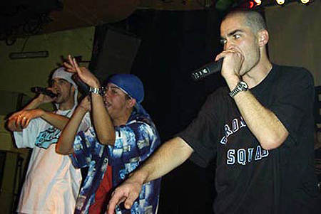 El Payo Malo con Dilema y Juan Profundo. Actuación en Madrid. Noviembre 2001. Foto: Elena Quintana. ( Varios : Fotos en La Factoría del Ritmo 13 )