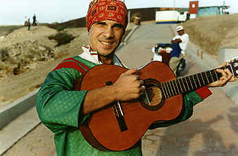 Dato pendiente ( Manu Chao : Carrusel musical )