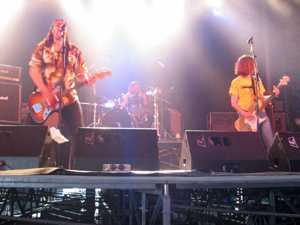 Dato pendiente ( Bilbao Action Rock : Zorrozaurre 4 y 5 de julio del 2003 )
