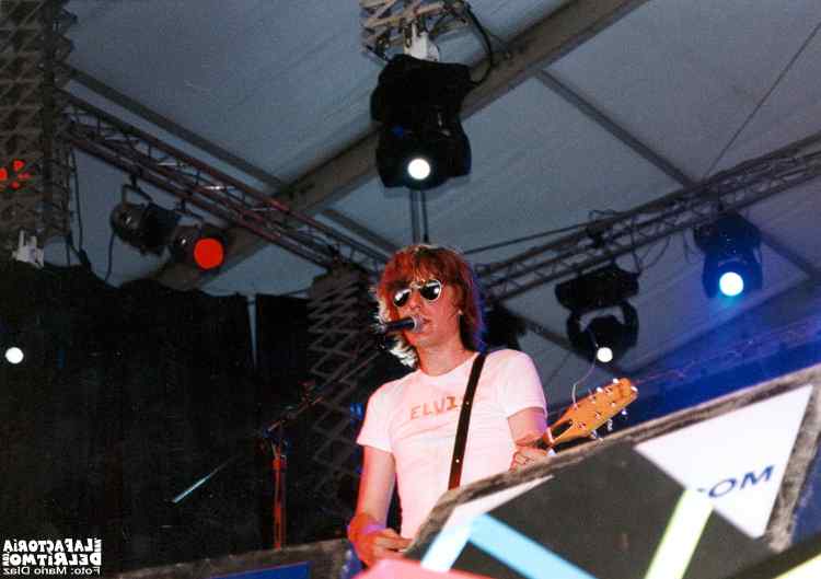 Nacho Vegas. Foto: Mario Díaz ( Fib 2003 : Se consolida como uno de los grandes festivales europeos. )