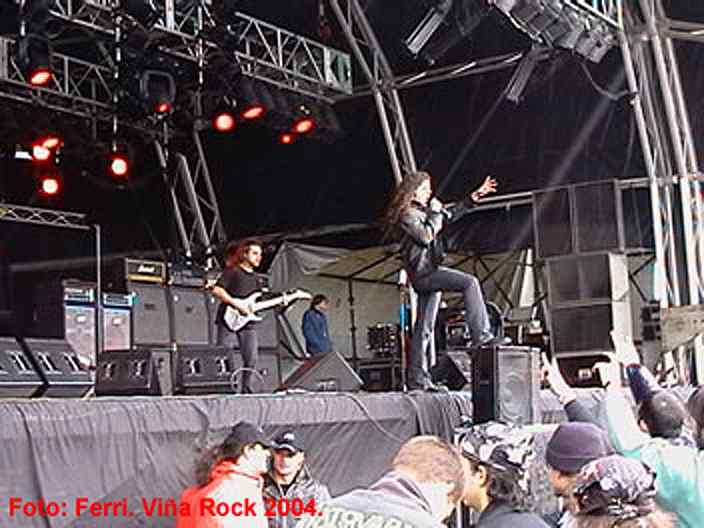 Aspid ( ViÑa Rock 2004 : 50.000 apostando por la música; )