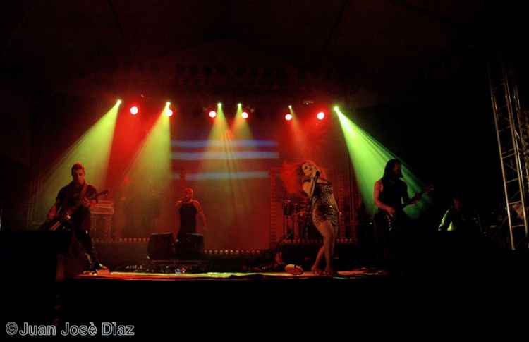 Fangoria. Festival Sonorama 2004. Foto: Juán José Díaz. ( Varios : Galería general )