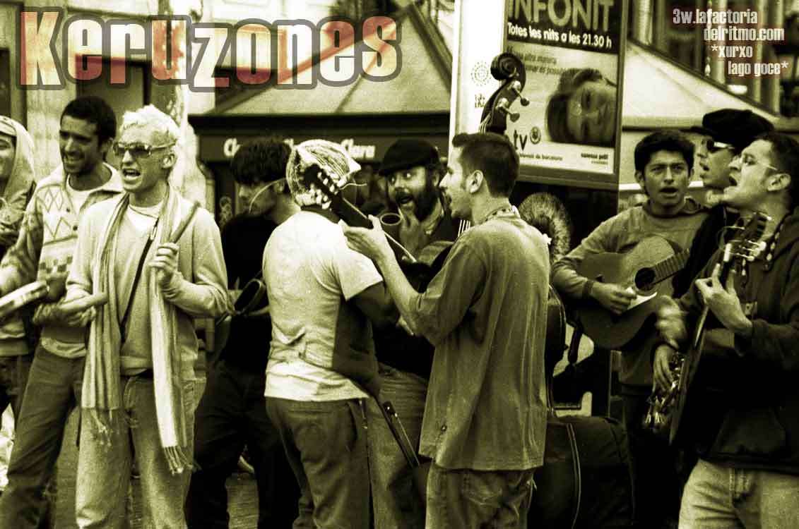 LOS KERUZONES. Fiesta de la Mercé 2004. Septiembre. Las Ramblas (BCN). Fotos: Xurxo Lago . ( Varios : Galería general )