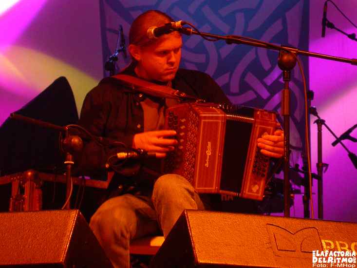 Peter Browne. 03/07/2004. ( Festival Magosta Folk 2004 : 1 a 4 de julio en castañeda (cantabria) )