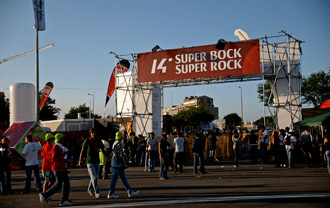 protagonistas ( Festival Superbock SuperMúsica Rock 2008 : Oporto y Lisboa, 4 y 9 de julio de 2008 )