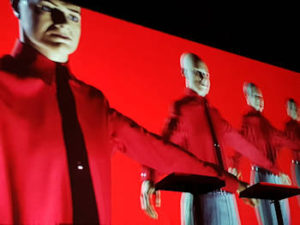 BIME Live, Kraftwerk : Espectáculo visual 3D