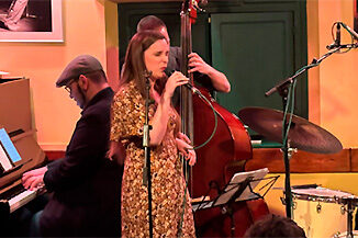 Irati Bilbao : Iluminada por la magia del jazz.