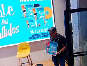 Fito Y Fitipaldis : Fito Cabrales y Fitipaldis presentan “El monte de los aullidos”. Fito Y Fitipaldis : Fito Cabrales y Fitipaldis presentan “El monte de los aullidos”.