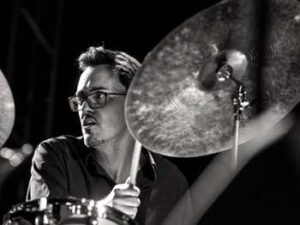 Bobby Martínez New Sextet : Vitalidad y memoria.