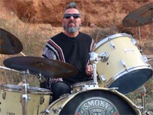 The Smoky Rednecks Band : Experiencia, clase y aullidos.