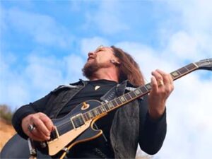 The Smoky Rednecks Band : Experiencia, clase y aullidos.