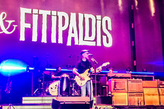 Fito & Fitipaldis : El ‘aullido’ de Fito & Fitipaldis retumbó ferozmente en Fuengirola.