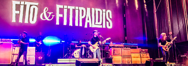 Fito & Fitipaldis : El ‘aullido’ de Fito & Fitipaldis retumbó ferozmente en Fuengirola.